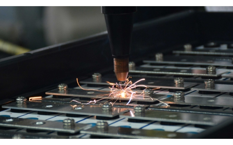 2025年激光焊縫視覺(jué)跟蹤系統(tǒng)的發(fā)展與應(yīng)用