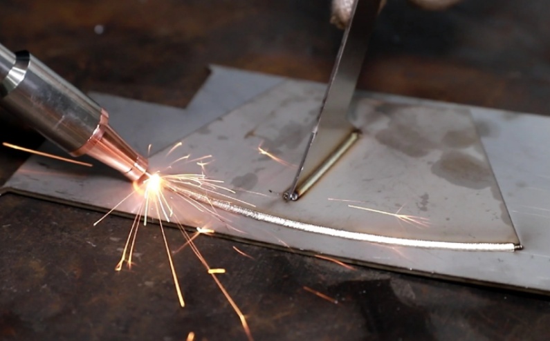 激光焊接與傳統焊接對比分析