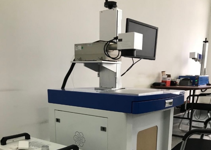 紫外激光打標機精細度對比分析