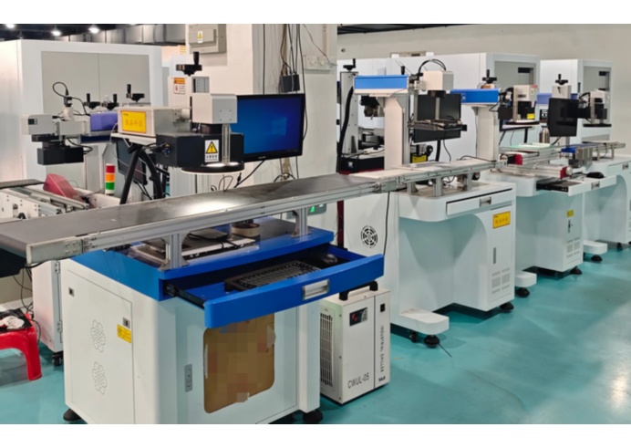 CCD視覺(jué)定位激光打標(biāo)機(jī)vs普通激光打標(biāo)機(jī)：全面比較