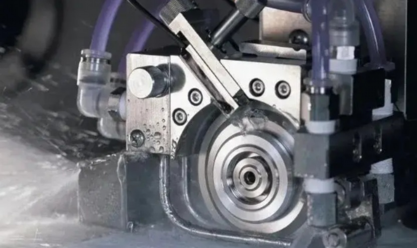 精密劃片機(jī)刀片冷卻系統(tǒng)設(shè)計(jì)與改造案例