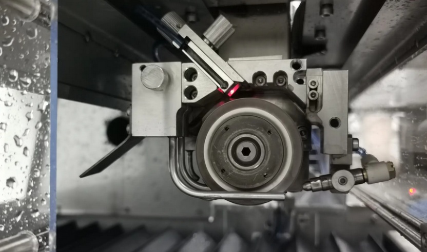 2025年精密劃片機(jī)十大品牌排名：最新市場(chǎng)分析與選購(gòu)指南