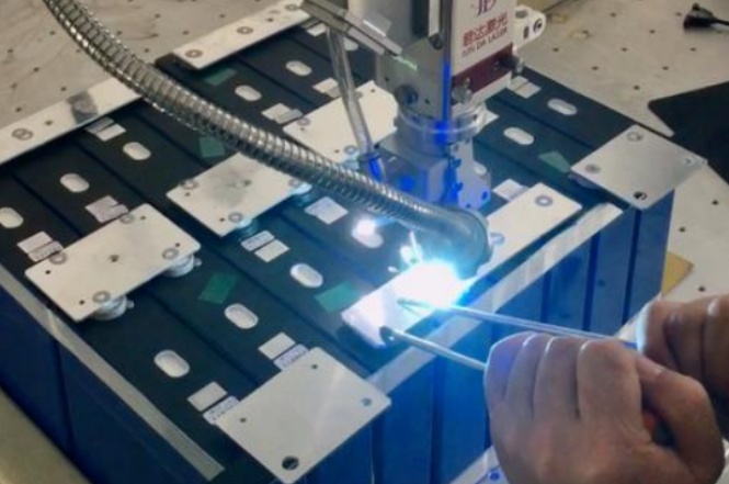 光纖激光焊接機未來五年產能預測分析